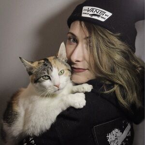 Meet your Posher, Sierra